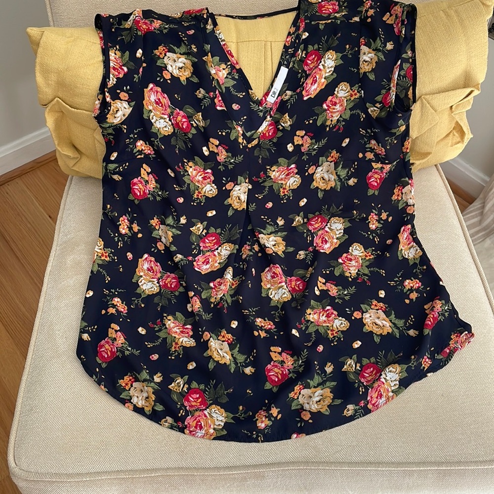 Women’s Flower Blouse Navy Blue Size Small